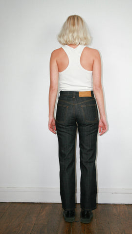 HIGH-WAIST BRUT DENIM